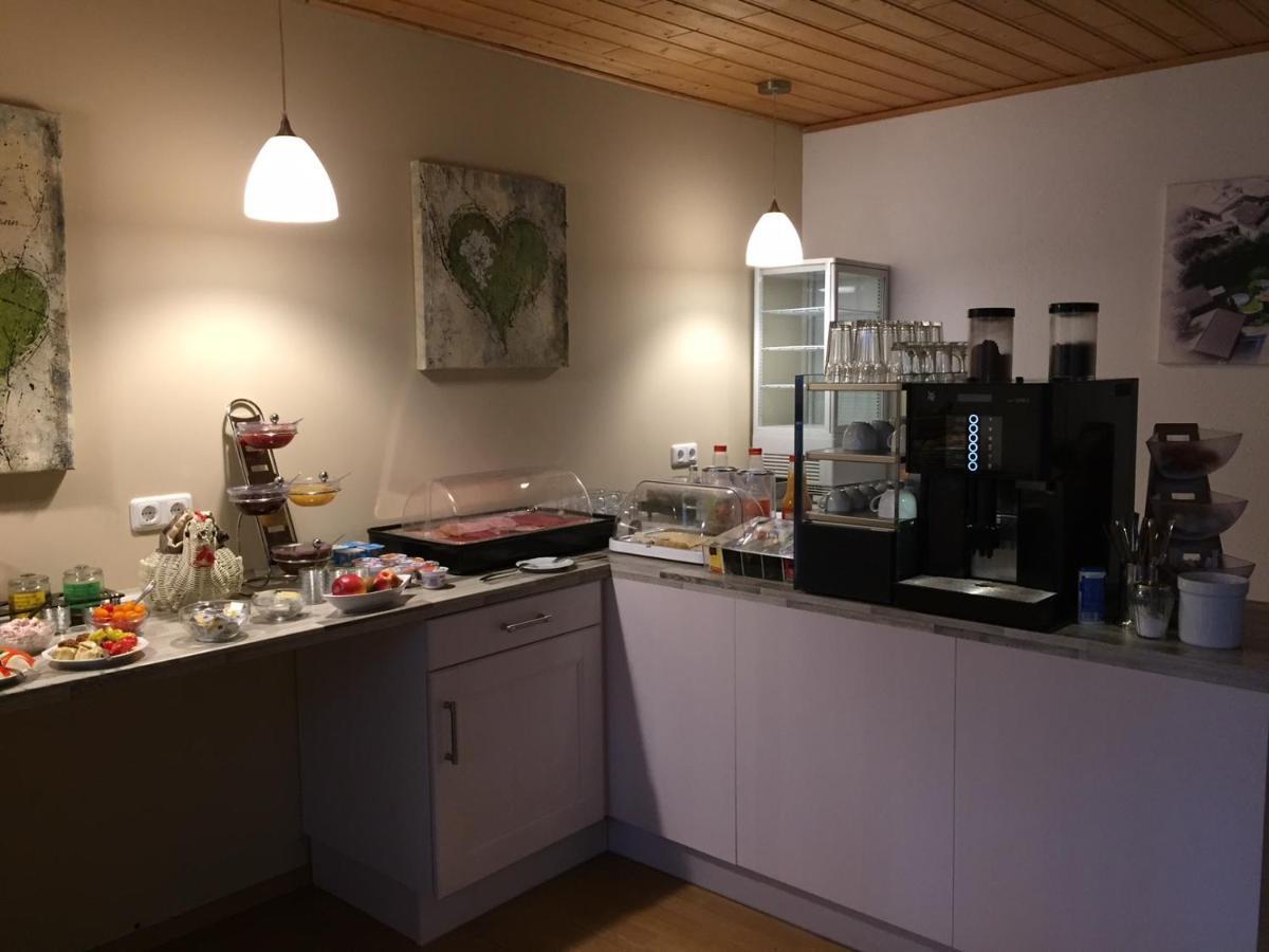 Pension Sonneneck ツヴィーゼル 部屋 写真
